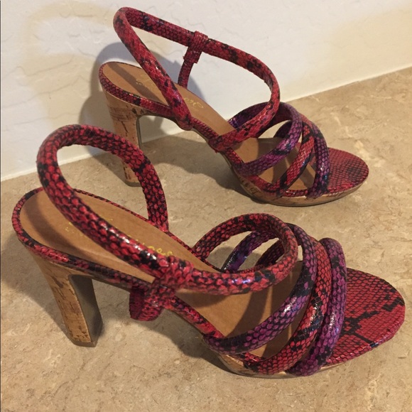 Red Purple Black Shoes Size 7 - Picture 5 of 8